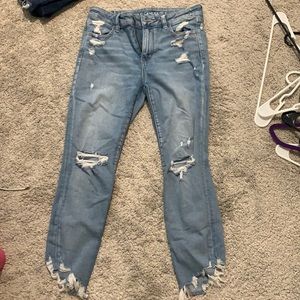 High waisted ripped jeans